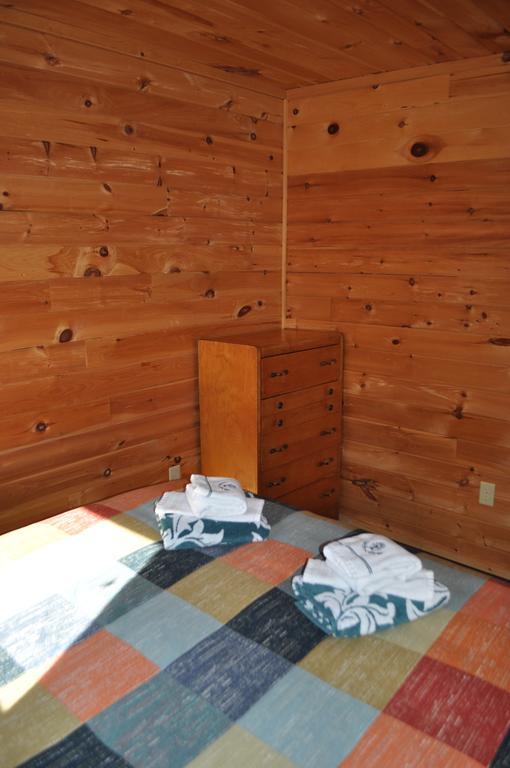 The Sleeping Moose Cottage Birch Plain 외부 사진