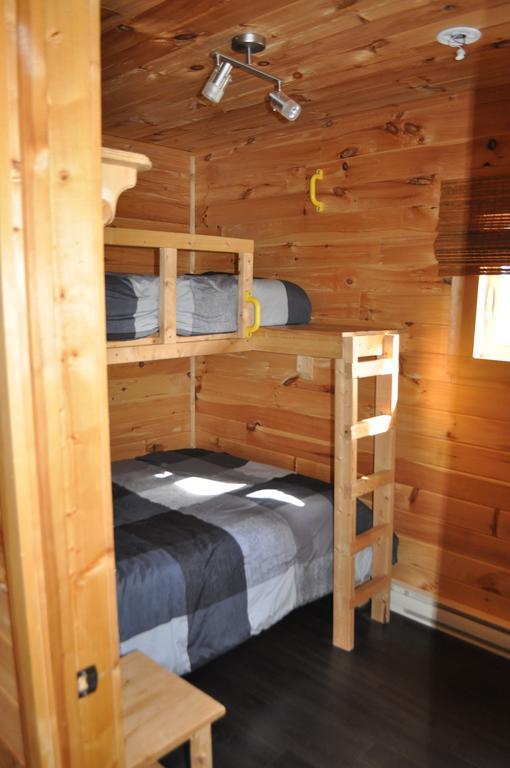 The Sleeping Moose Cottage Birch Plain 외부 사진
