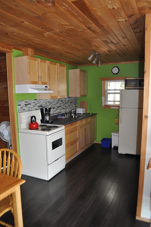 The Sleeping Moose Cottage Birch Plain 외부 사진