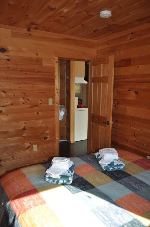 The Sleeping Moose Cottage Birch Plain 외부 사진